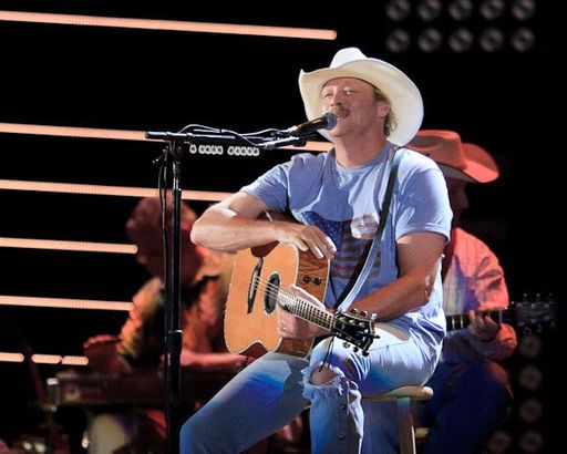 CMA Fest 2010 frm Nancy 